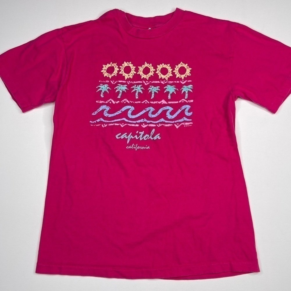 Vintage Tee Shirt Tourist Capitola California Beach Summer Vacation Pink Surf